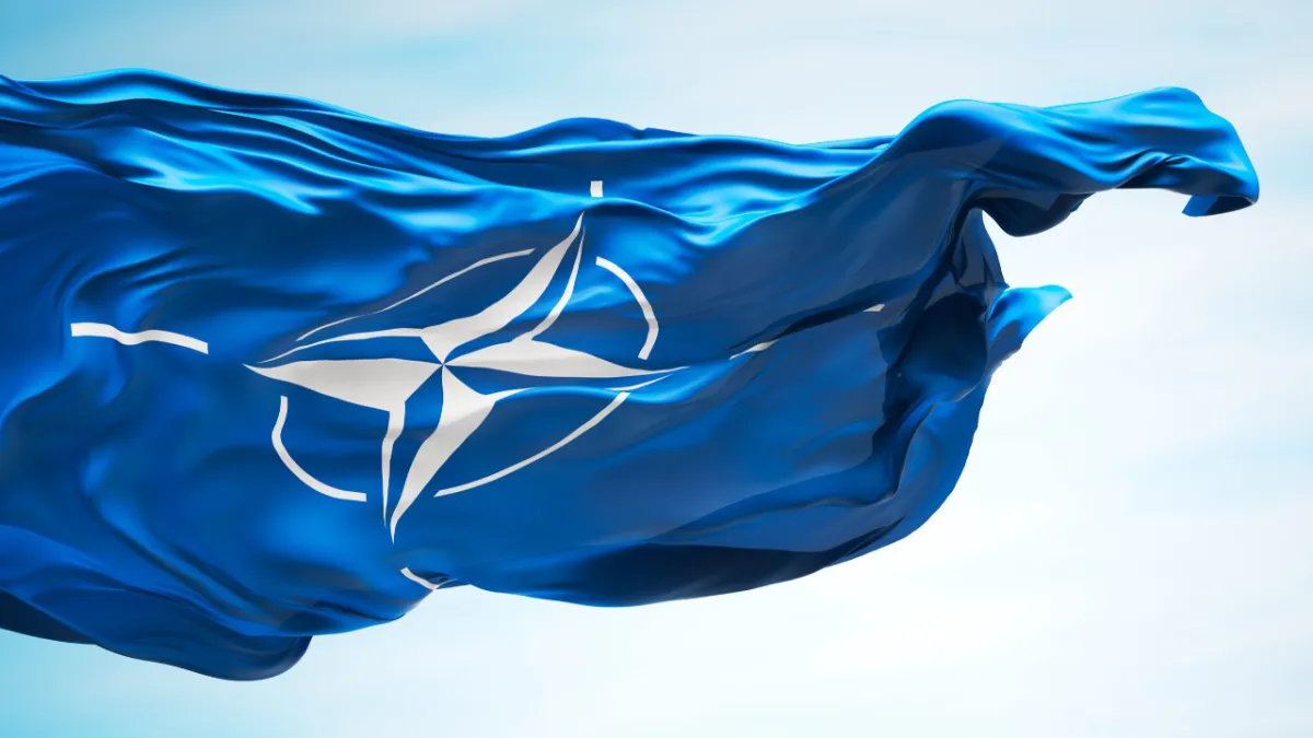NATO'dan İran'a karşı net mesaj: Müttefiklerimizi savunmaya hazırız haber görseli