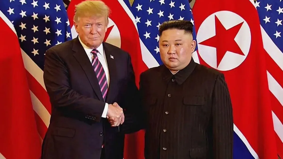 Trump'tan Kim Jong-un mesajı: Bu yıl yeniden görüşebiliriz haber görseli