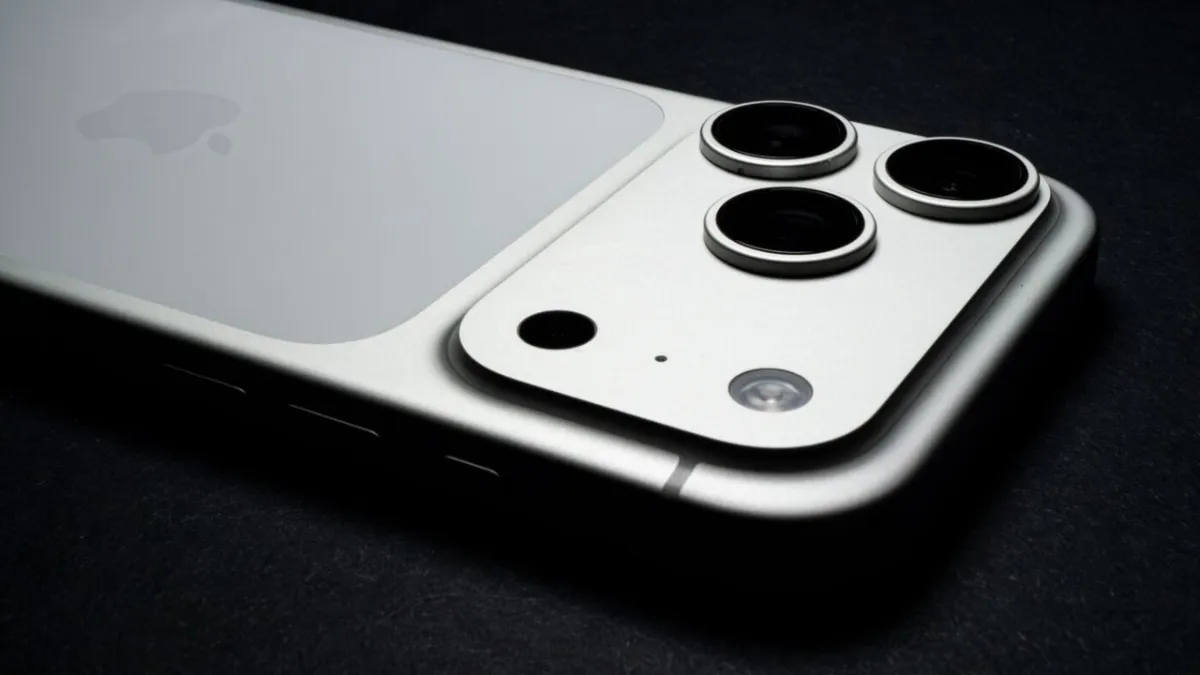 Katlanabilir iPhone için geri sayım: Fiyatı dudak uçuklatacak