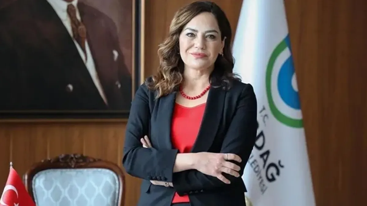 Tekirdağ Belediye Başkanı Candan Yüceer CHP'den ayrıldığını açıkladı
