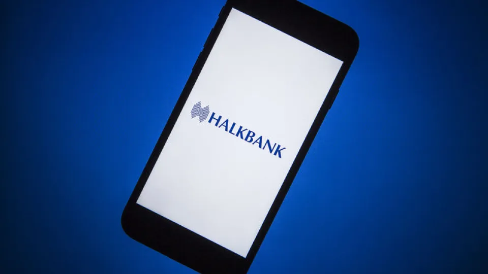 Halkbank'a 1,1 milyar dolarlık ilave kaynak