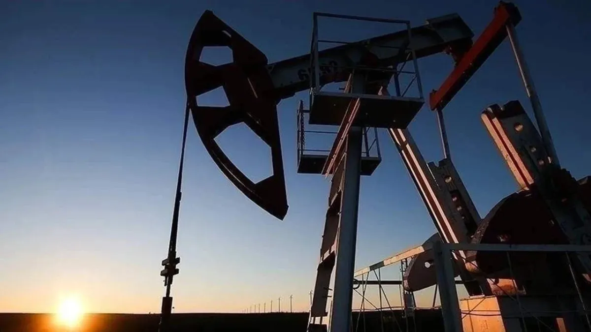 Petrol fiyatlarında Venezuela baskısı: Piyasanın gözü kritik anlaşmada
