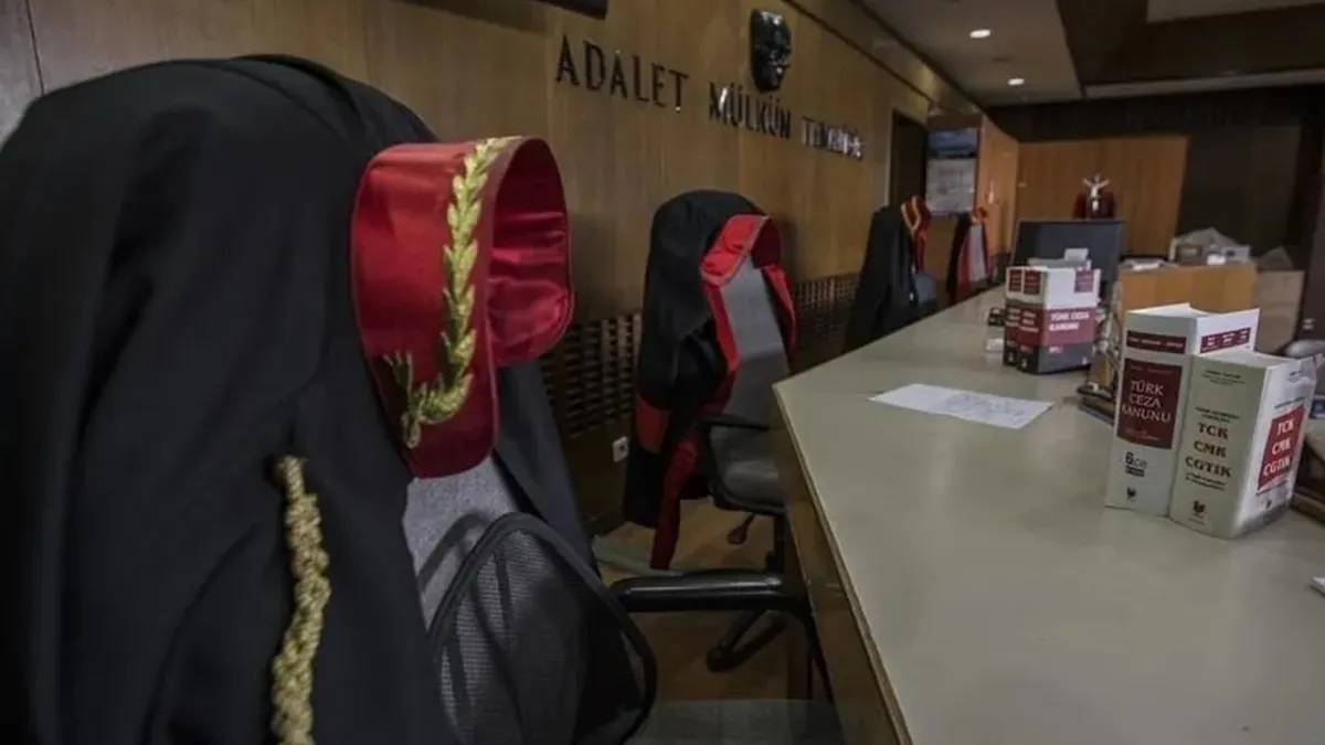 "İmamoğlu çıkar amaçlı suç örgütü" davasında 2 sanık tahliye edildi