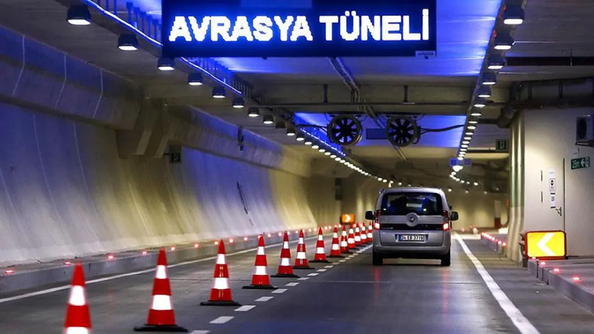Avrasya Tüneli'nde yeni rekor: Bir günde 94 bin 489 araç geçti