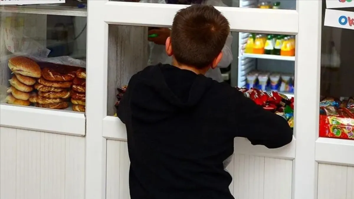 Okul kantinlerinde 2026-2027 tarifesi belli oldu: Tost, ayran ve çorba fiyatları ne kadar?