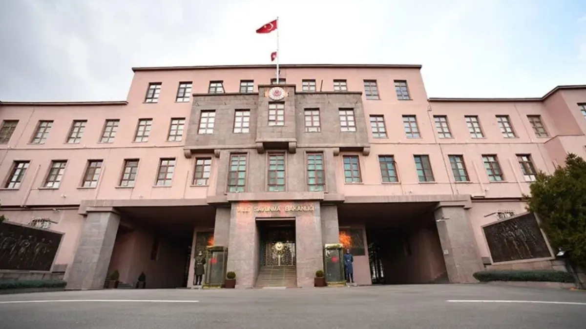 MSB duyurdu: 2 PKK'lı terörist teslim oldu