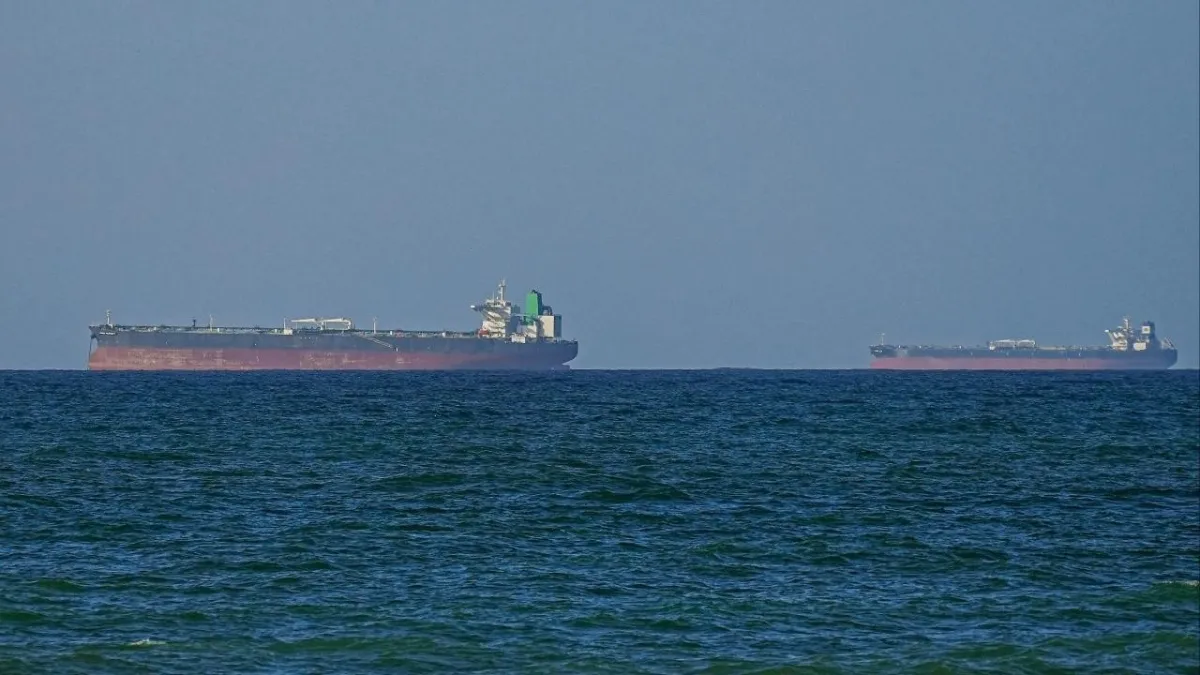 Hürmüz’de gerilim yeniden tırmandı: İran petrol tankerini vurdu