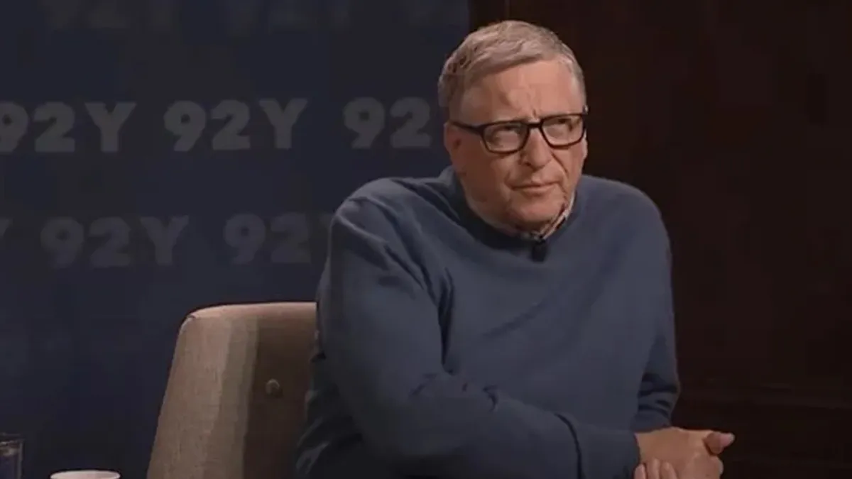 Bill Gates'ten yapay zeka uyarısı: Nükleer silah görüşmelerinden daha zor olabilir haber görseli