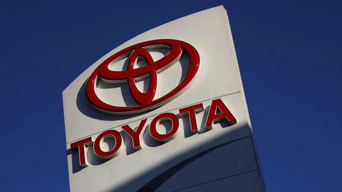 Toyota Corolla'da büyük devrim! Elektrikli motor geliyor: İşte 2028 model Corolla haber görseli