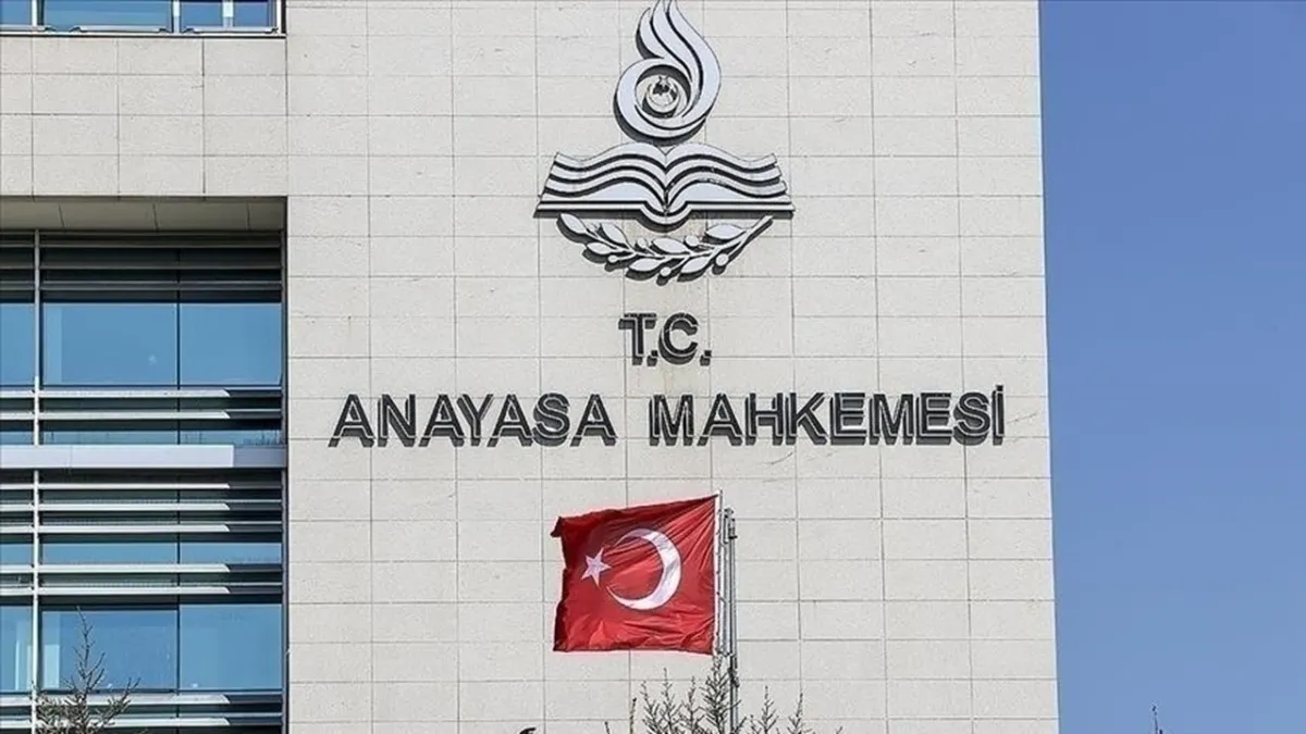 AYM’den Yeni Parti’ye savunma için bir ay süre