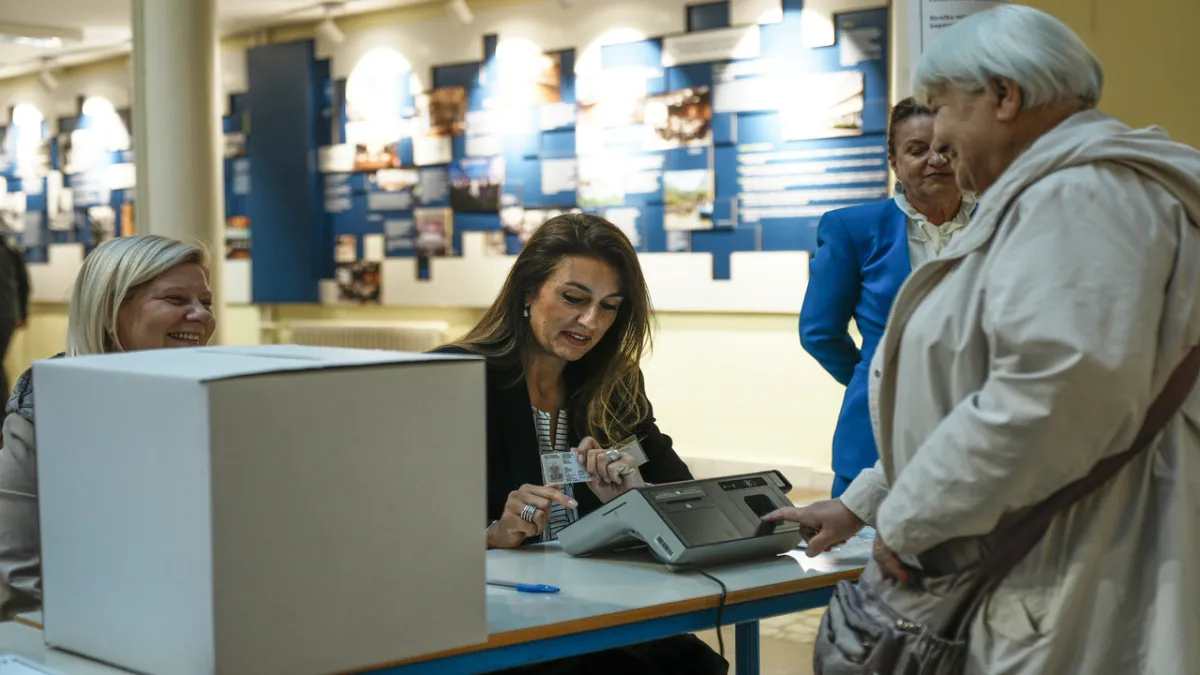 Bosna Hersek seçimlerinde ilk sonuçlar: Üç üyelikte de önde giden isimler belli oldu