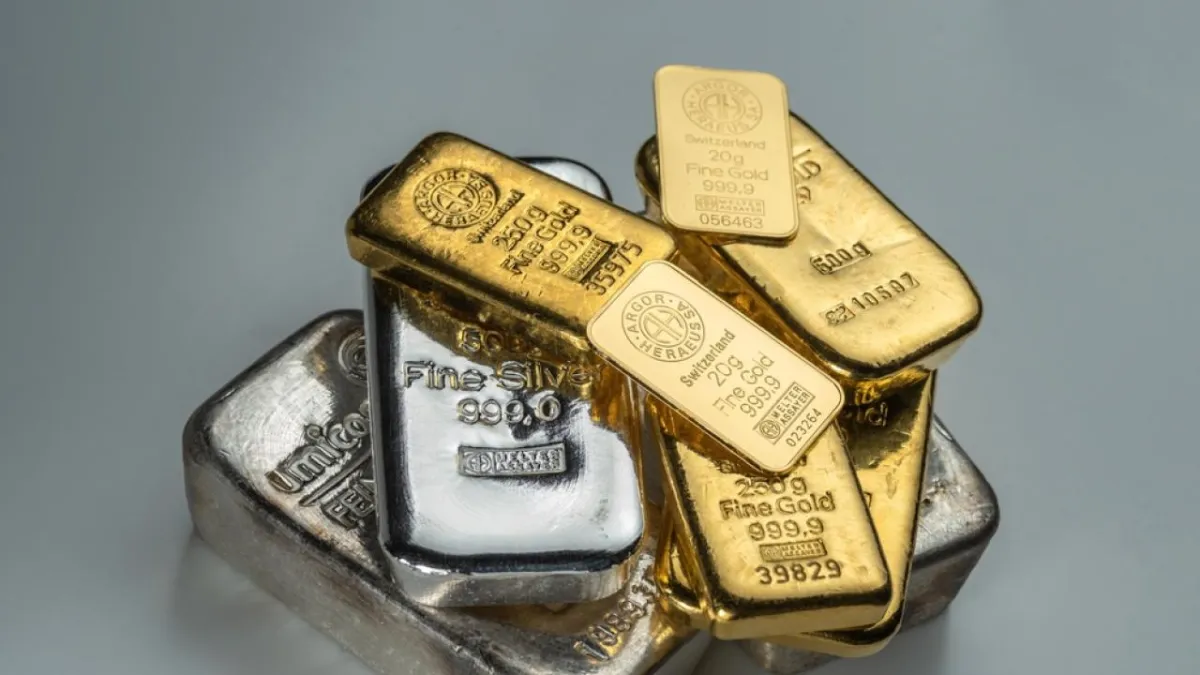Altın, güçlü dolar ve yükselen tahvil getirileriyle geriledi