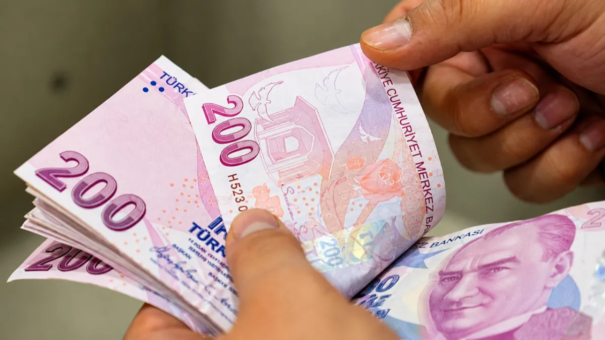 2027 asgari ücret zammı için 5 farklı hesaplama! İşte masadaki rakamlar haber görseli