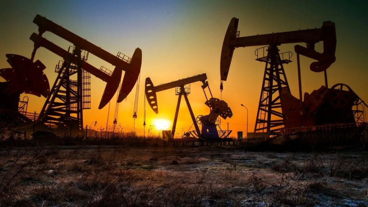 Dünyanın en büyük petrol rafinerisine kritik ziyaret! ABD'nin gözü neden bu ülkede?