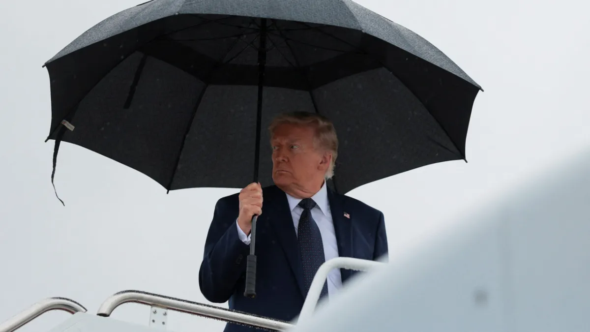 Trump'tan İran'a yeni saldırı sinyali: “Bir Epic Fury daha yapabiliriz”