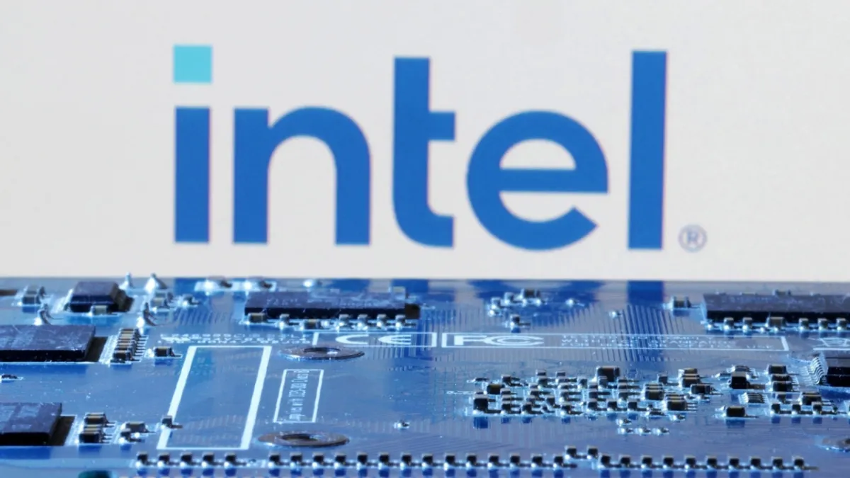 Teknoloji devi Intel'in hisselerinde tarihi çöküş: 137 milyar dolar silinebilir
