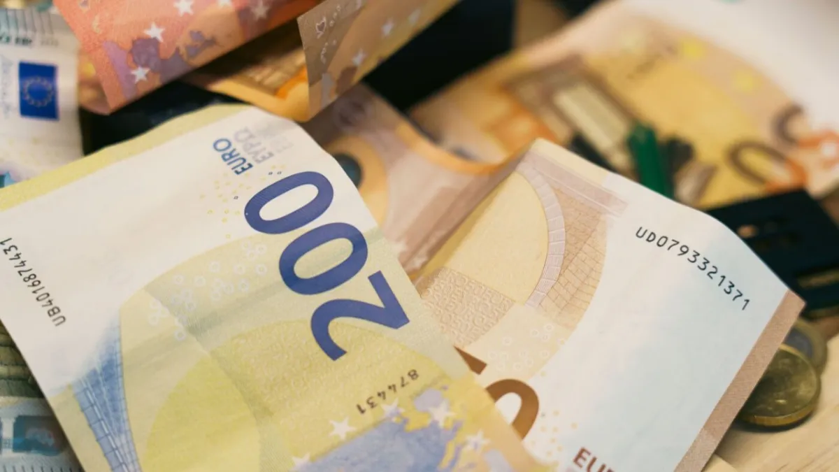 AB'den Ukrayna'ya 45 milyar euroluk kredi teklifi